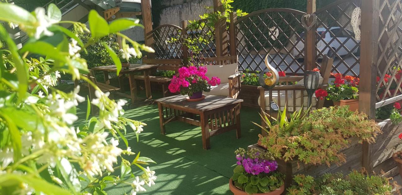 Hotel Lory & Ristorante Ferraro Celano Exterior photo